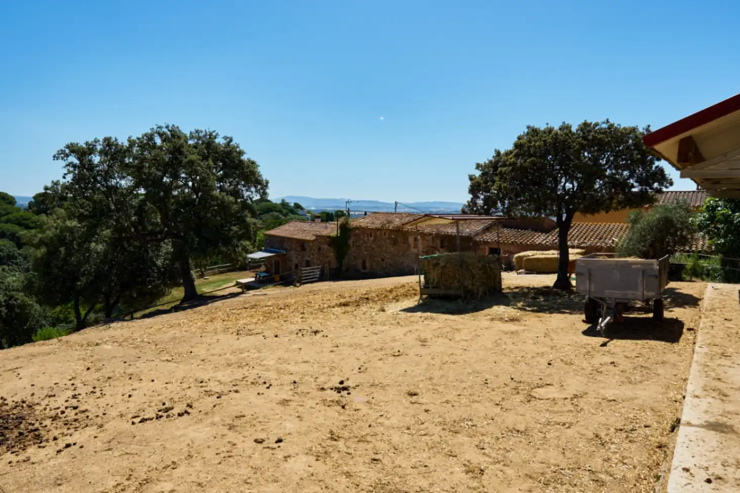Exterior view of Country homes for sale in Santa Eulàlia de Ronçana  with Air Conditioner and Swimming Pool