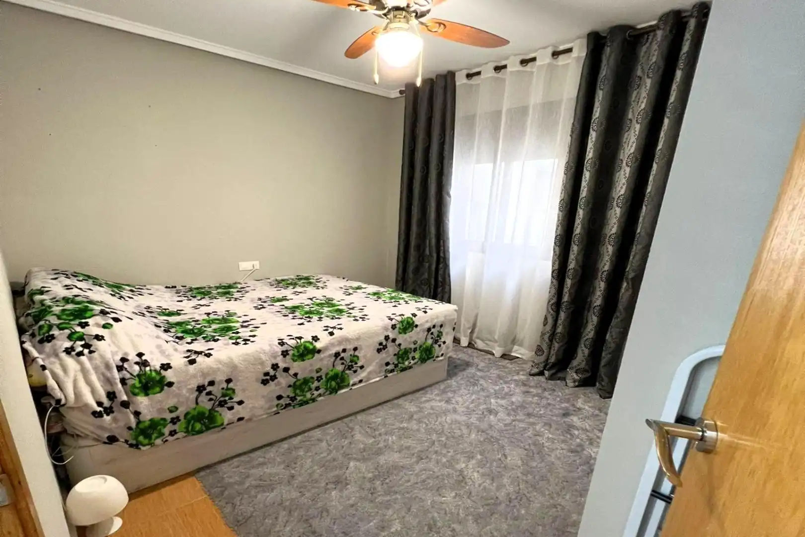 Dormitori de Apartament en venda en Torrevieja amb Aire condicionat, Calefacció i Terrassa