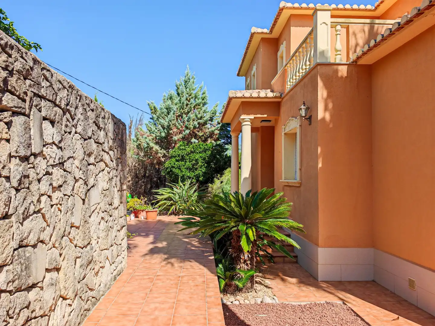 Villa con giardino in vendita a Carrer de l'Alzina, imagen 8