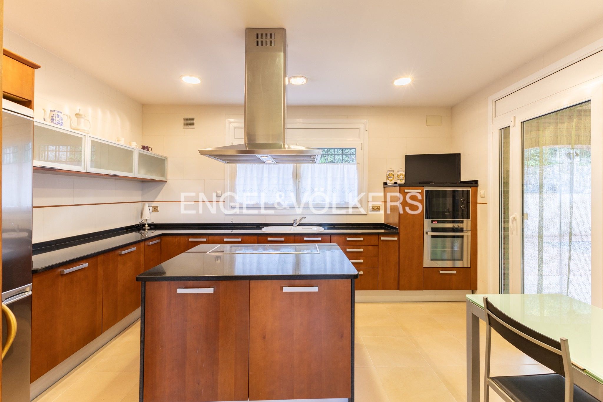 Cocina de Casa o chalet en venta en Vallgorguina con Aire acondicionado, Calefacción y Jardín privado