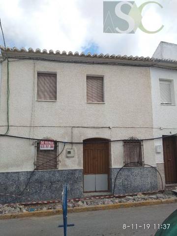 Casa-chalet en Venta en C/ Santiago  en Teba