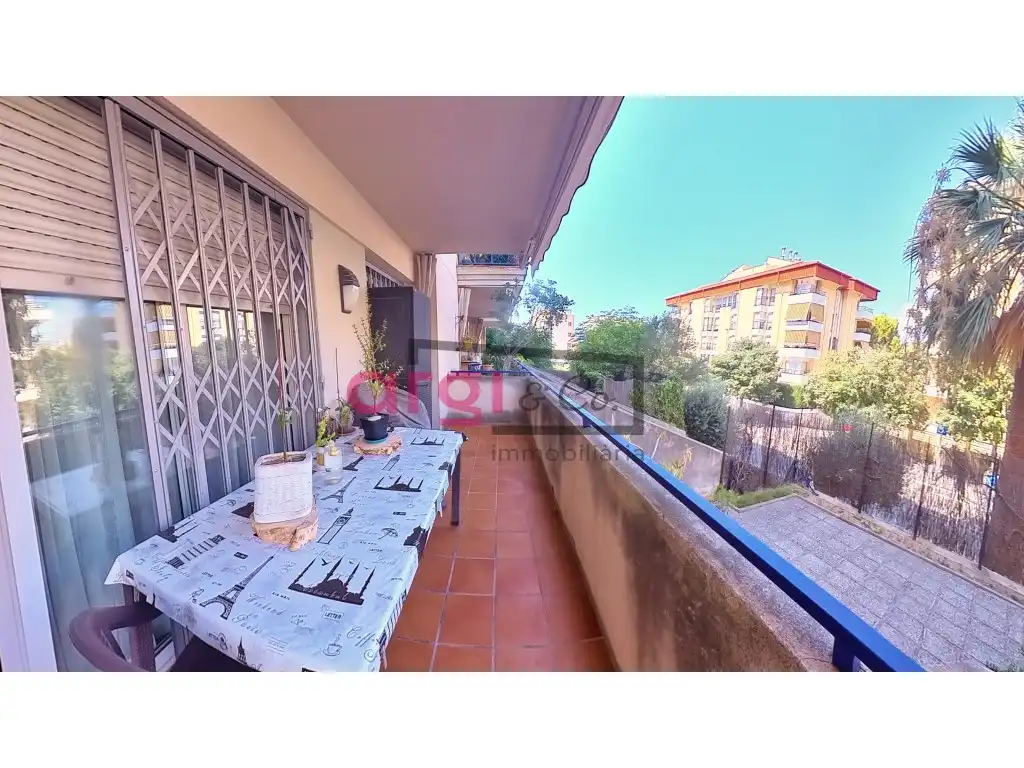 Vista exterior de Piso en venta en Sitges con Aire acondicionado y Terraza