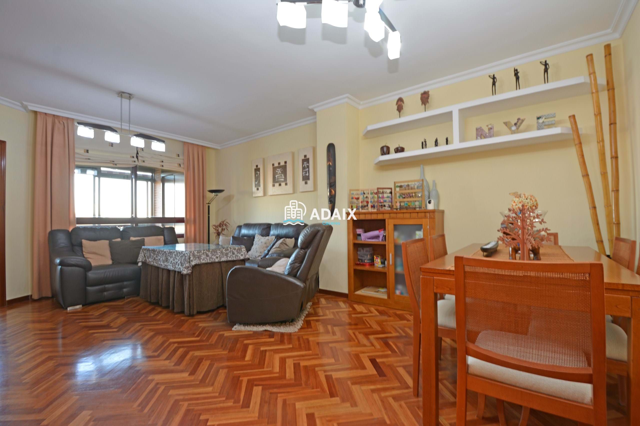 Living room of Flat for sale in Cáceres Capital  with Air Conditioner and Terrace