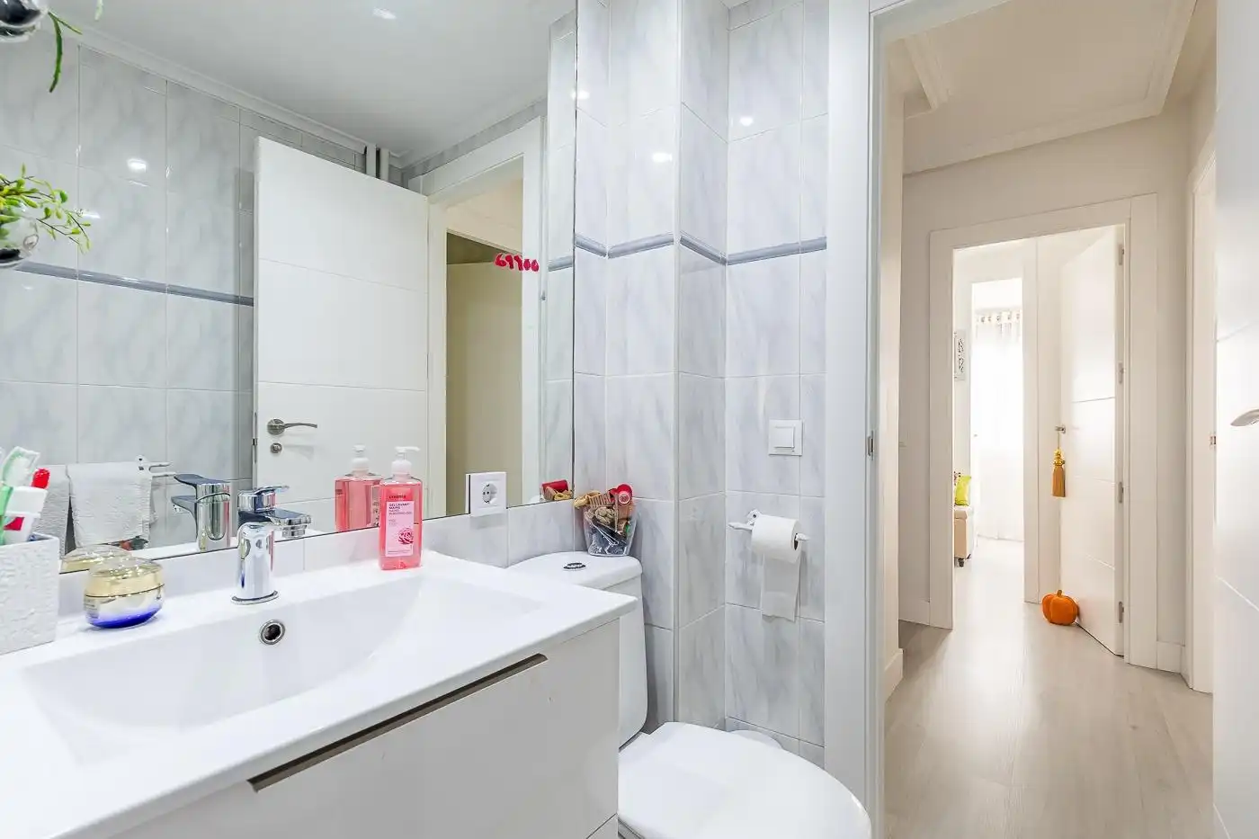 Baño de Piso en venta en Madrid con Aire acondicionado y Calefacción
