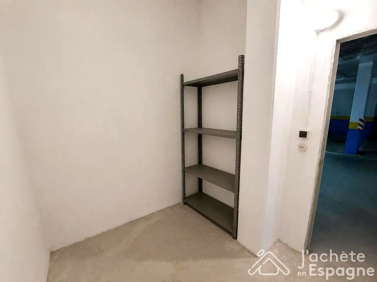 Erdgeschoss zum Verkauf in San Jorge / Sant Jordi mit Klimaanlage, Privatgarten und Terrasse