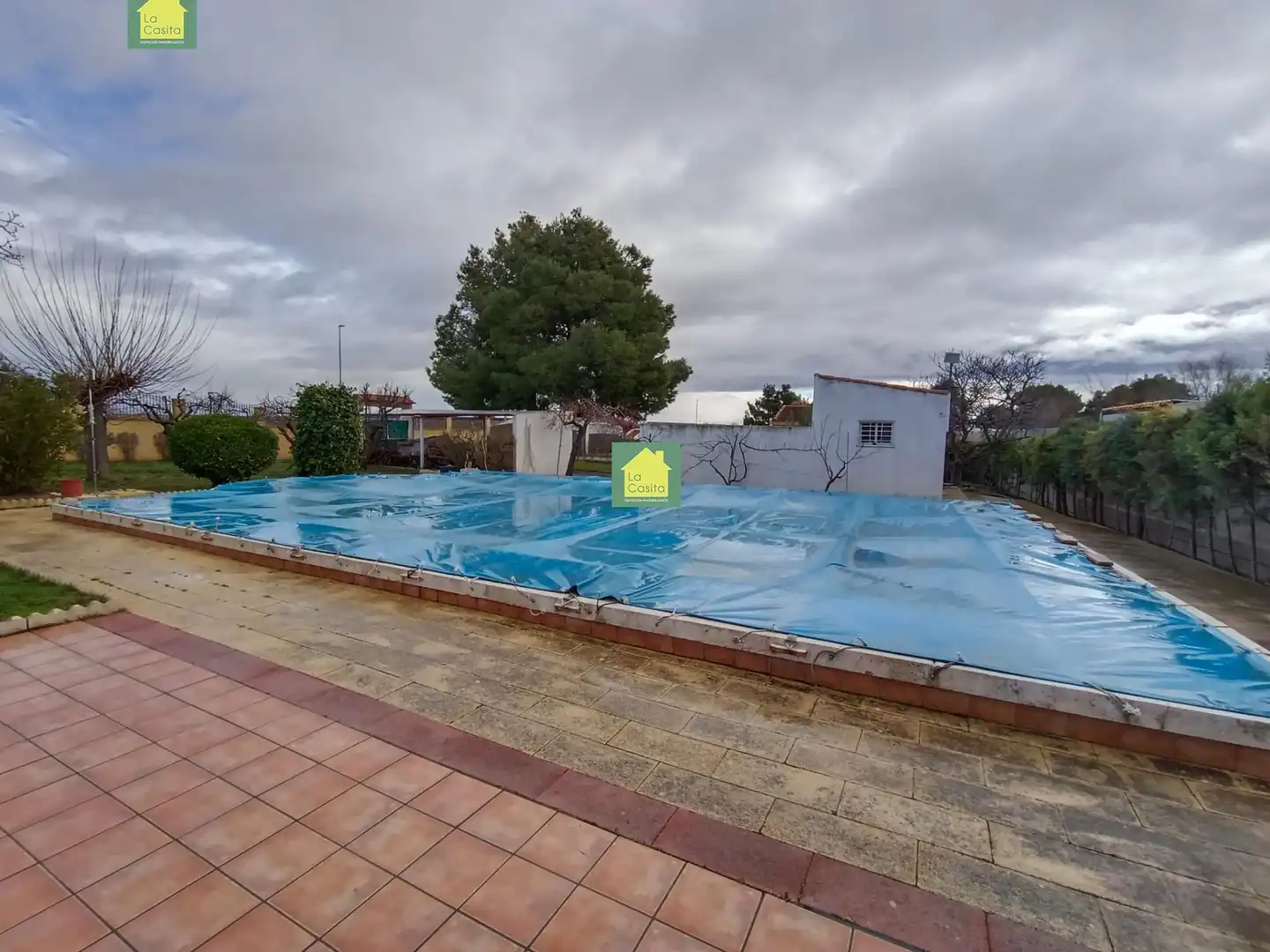 Piscina de Casa o xalet en venda en Albacete amb Aire condicionat, Jardí privat i Traster
