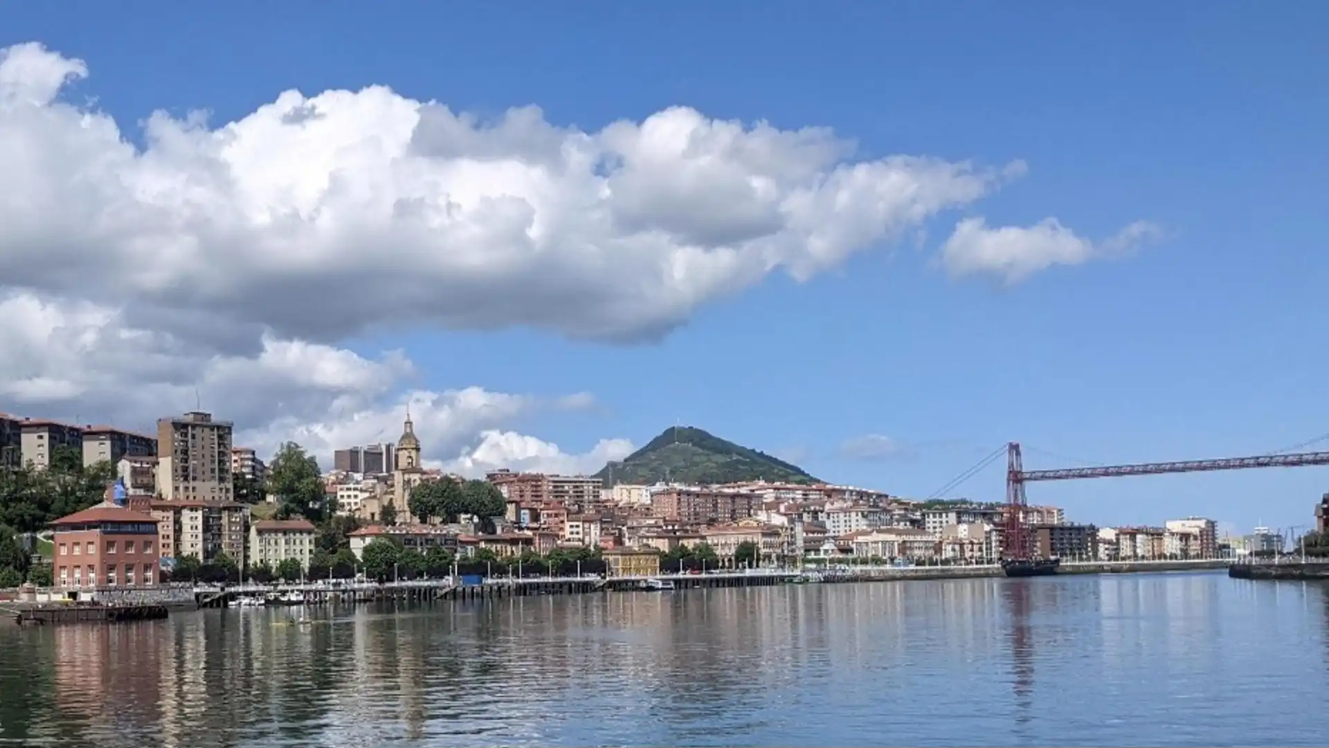 Vista exterior de Piso de alquiler en Portugalete con Calefacción, Parquet y Amueblado