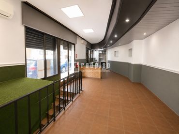 Local comercial en venda a de Mariano Benlliure