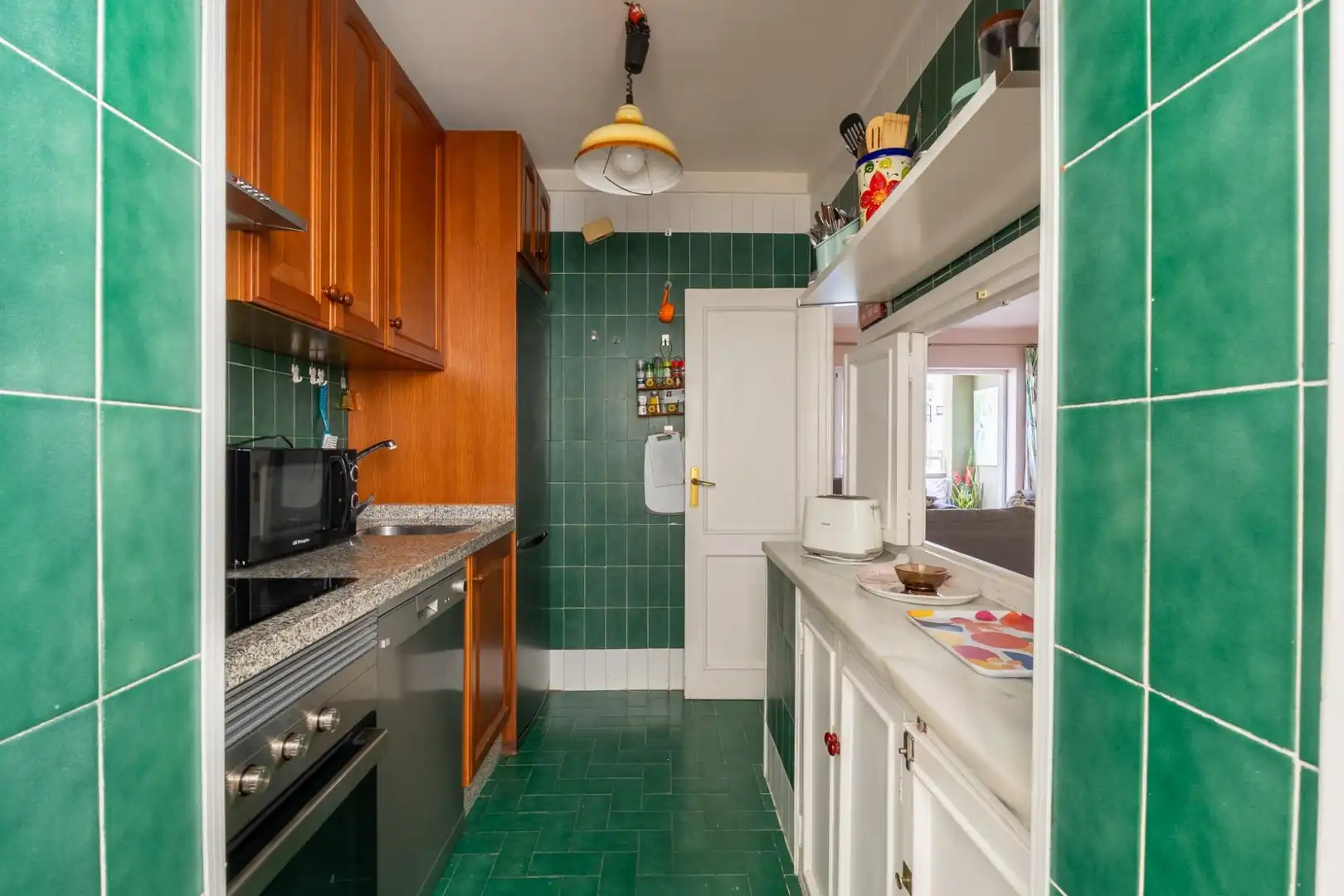 Küche von Wohnung zum Verkauf in Fuengirola mit Klimaanlage, Heizung und Gemeinschaftspool
