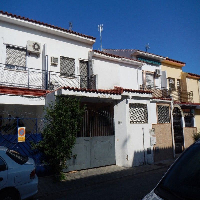 Vista exterior de Pis en venda en Mairena del Aljarafe