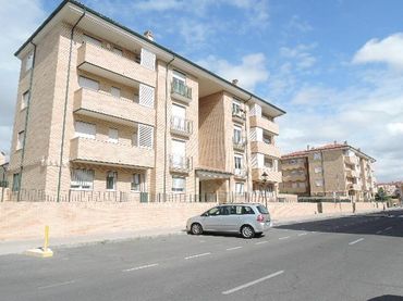 Pis amb piscina en venda a Sur