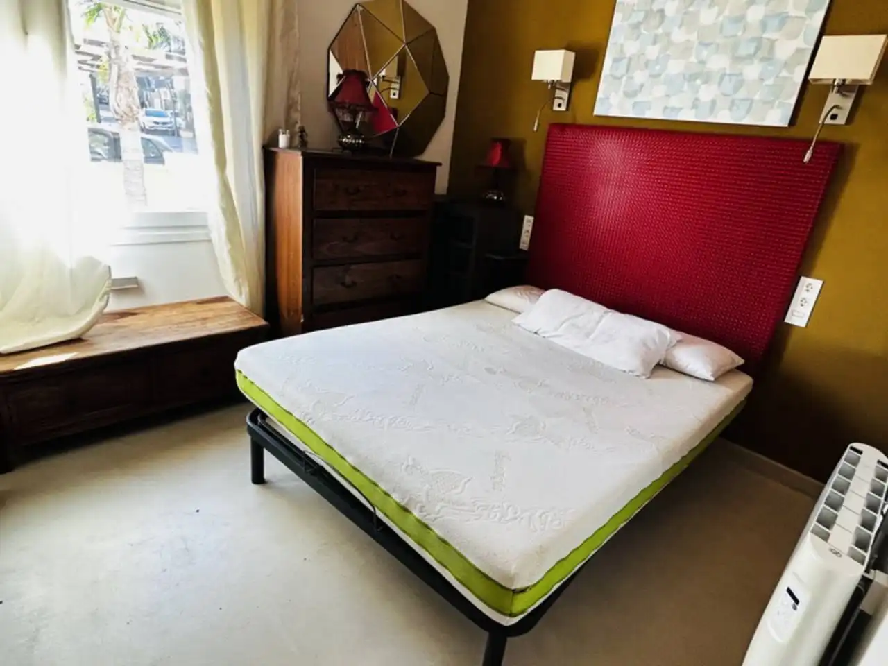Schlafzimmer von Einfamilien-Reihenhaus zum Verkauf in Almuñécar mit Klimaanlage, Heizung und Terrasse