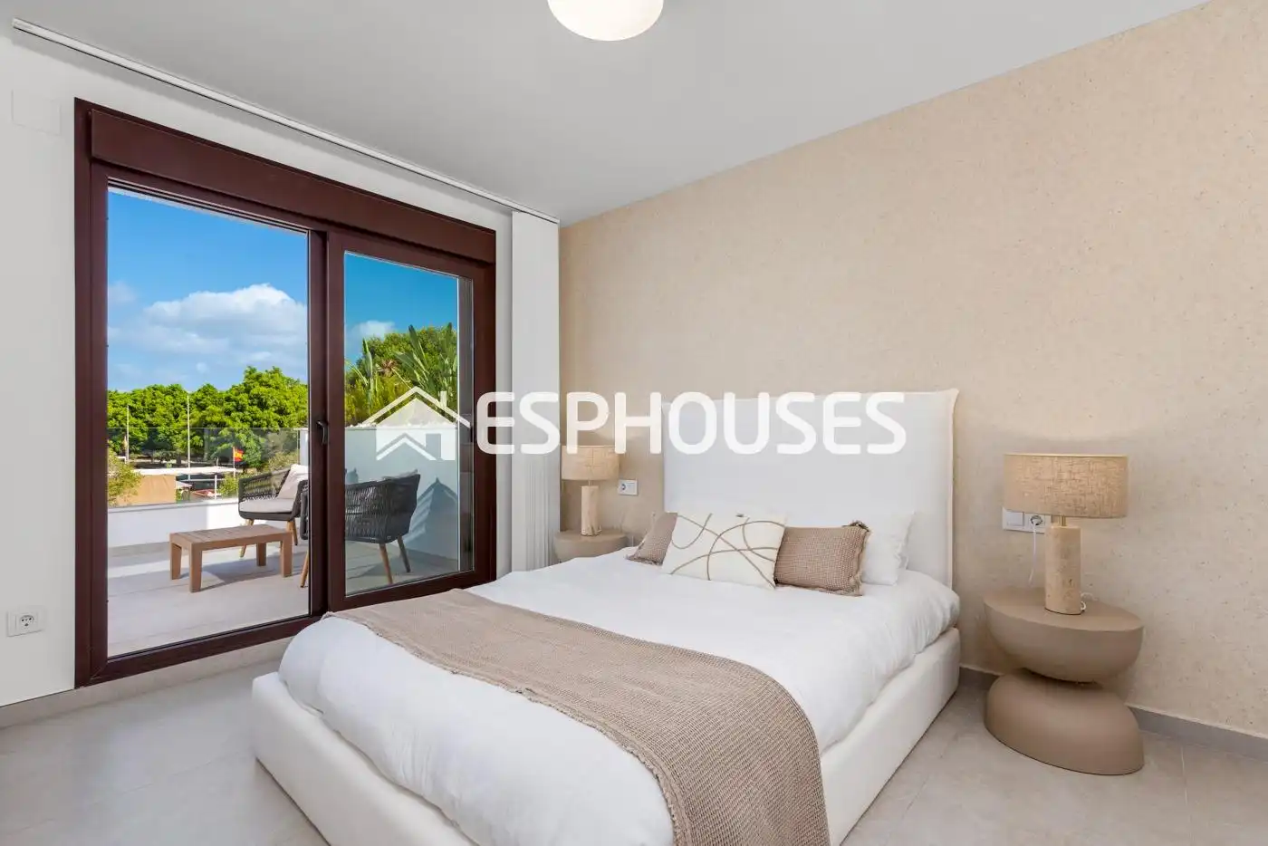 Habitación de Casa o chalet en venta en Pilar de la Horadada con Terraza, Piscina y Balcón