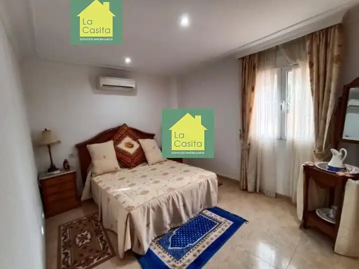 Dormitori de Casa o xalet en venda en Albacete amb Aire condicionat, Jardí privat i Traster