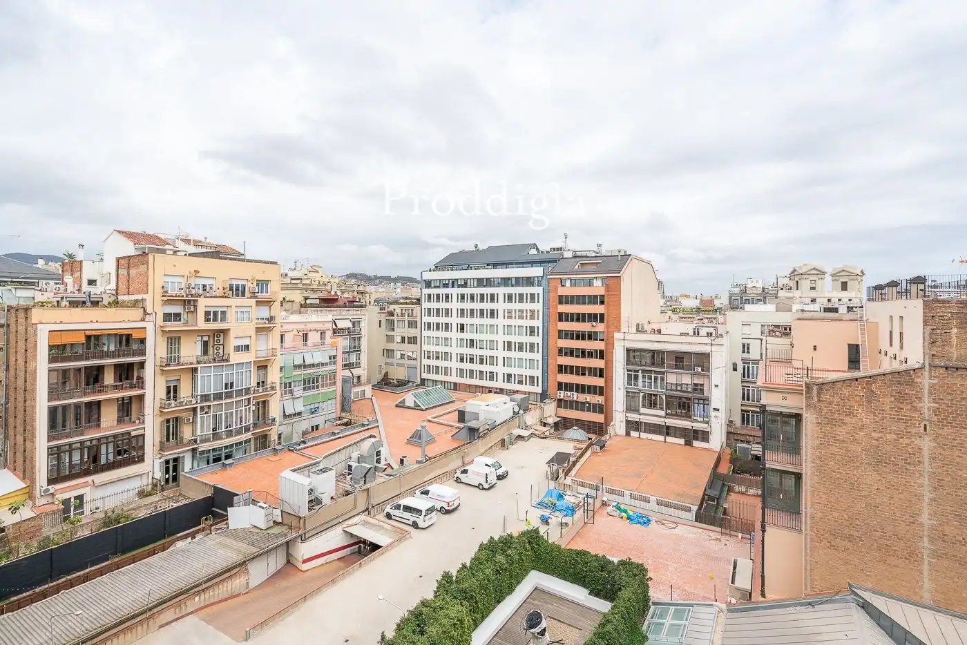 Exterior view of Office for rent in Barcelona  with Air Conditioner and Heating