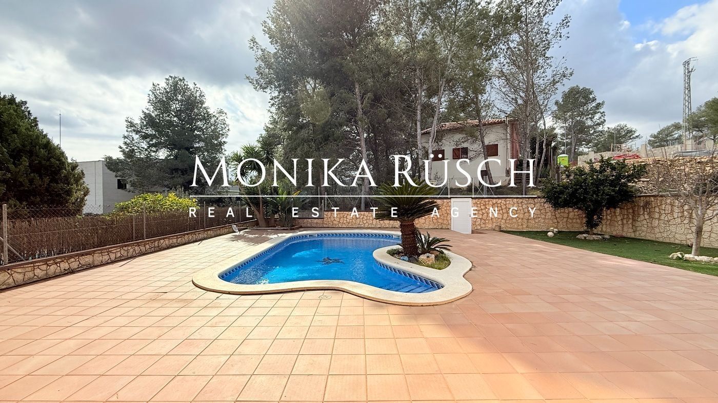 Vista exterior de Casa o chalet en venta en Canyelles con Aire acondicionado, Jardín privado y Terraza
