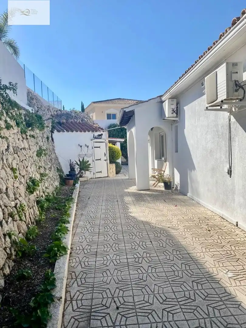 Casa adosada en venda a Altea ciudad