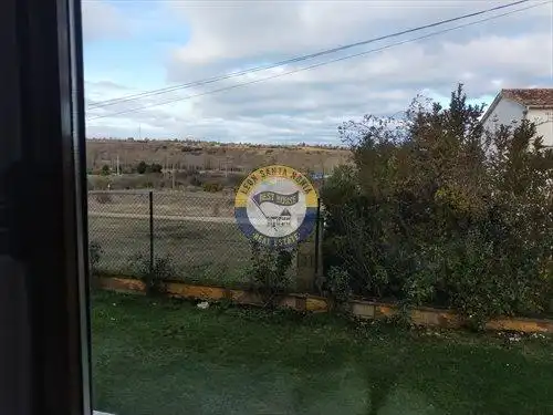 Houses for sale in Santovenia de la Valdoncina  with Heating, Terrace and Furnished