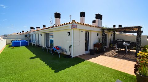 BONITO ÁTICO CON TERRAZA