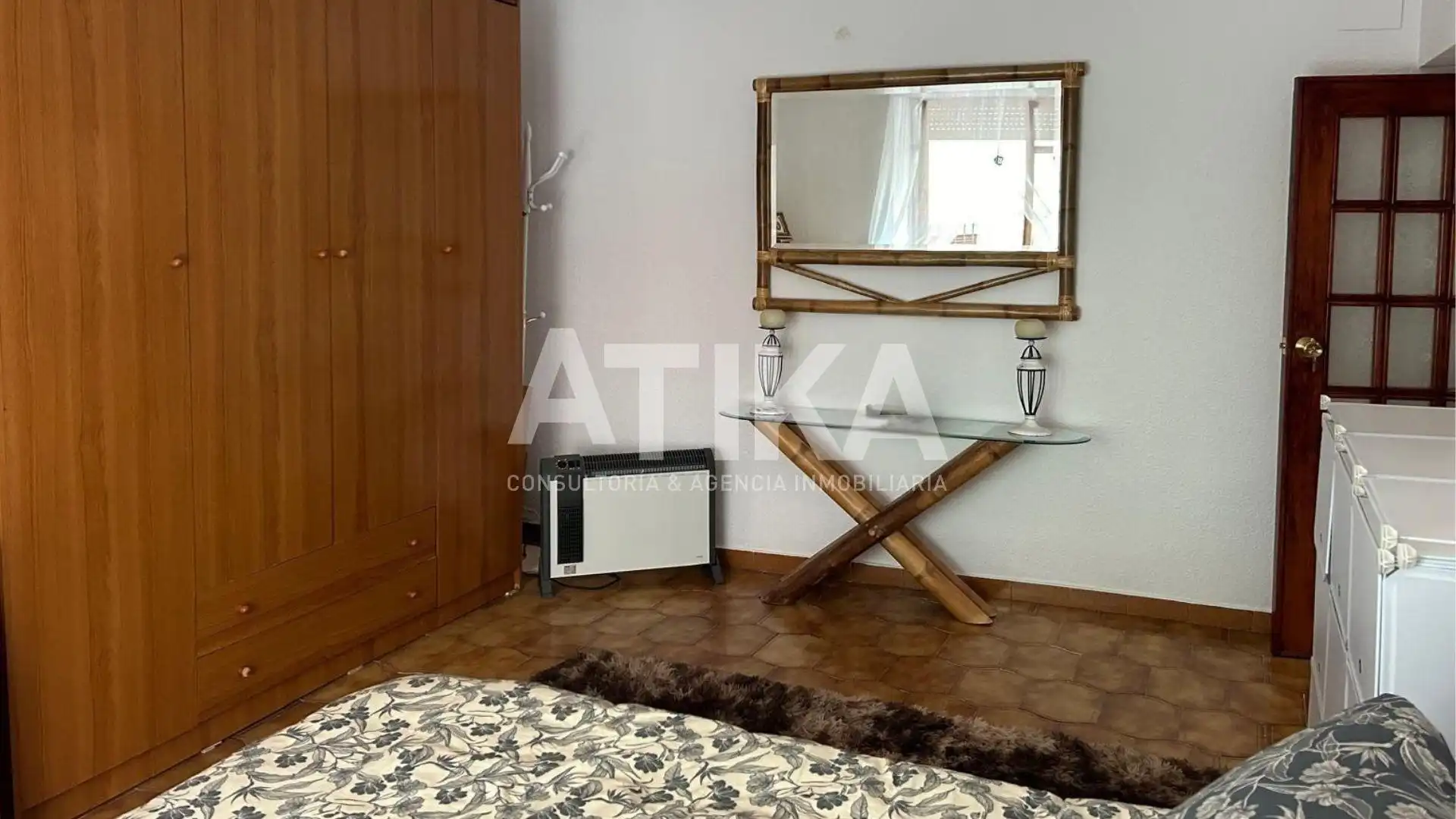 Dormitori de Casa o xalet en venda en Ontinyent amb Traster, Moblat i Balcó