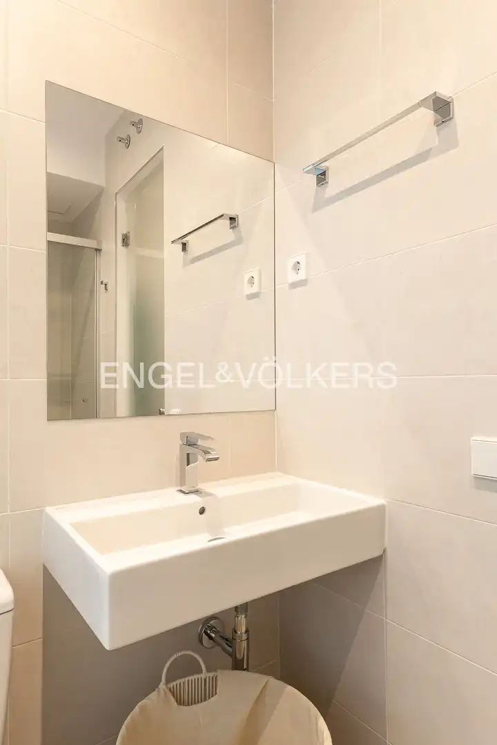 Baño de Piso en venta en Madrid con Aire acondicionado, Calefacción y Parquet