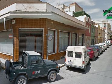 Locale commerciale in vendita a Aspe Centro