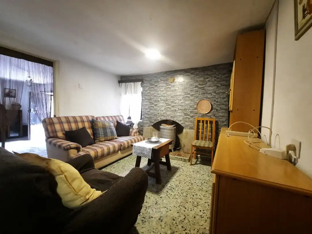 Sala de estar de Casa o chalet en venta en Nombela con Calefacción