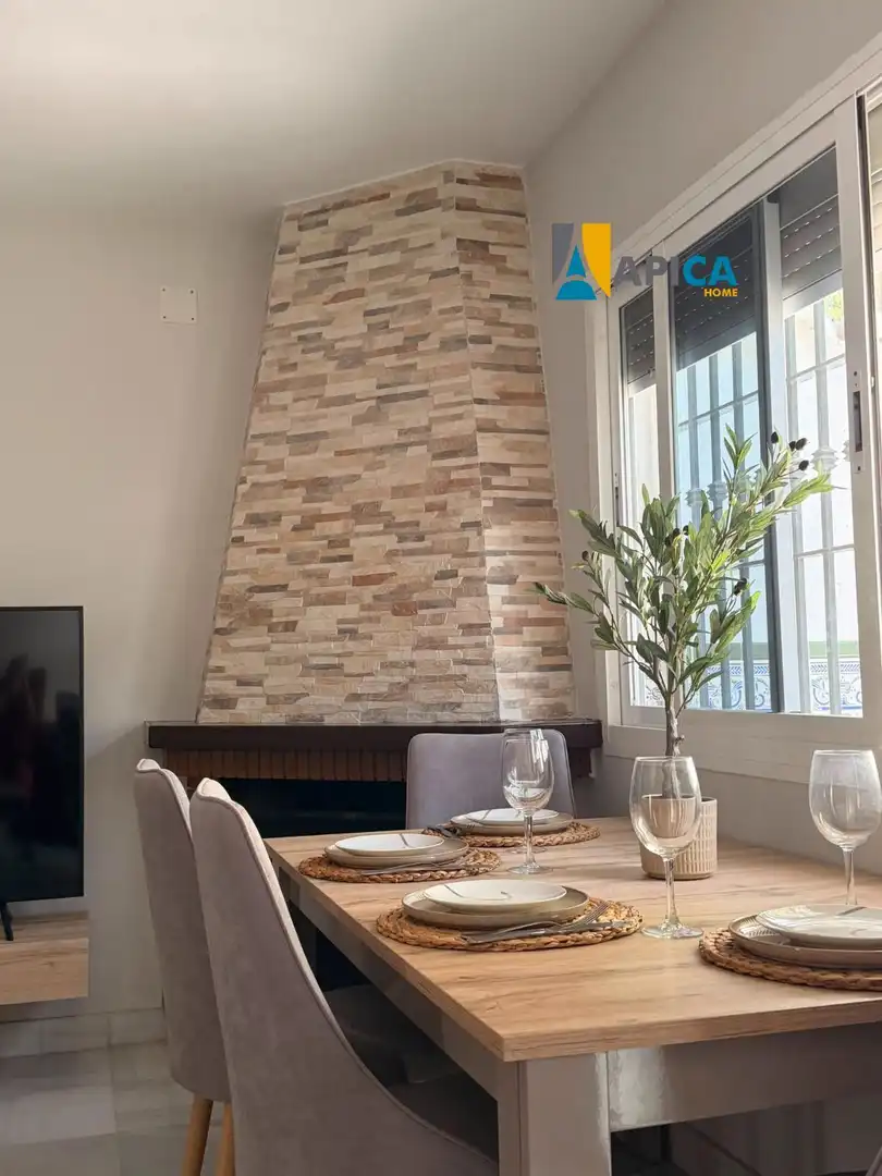 Comedor de Casa adosada en venta en Barbate con Aire acondicionado, Calefacción y Jardín privado