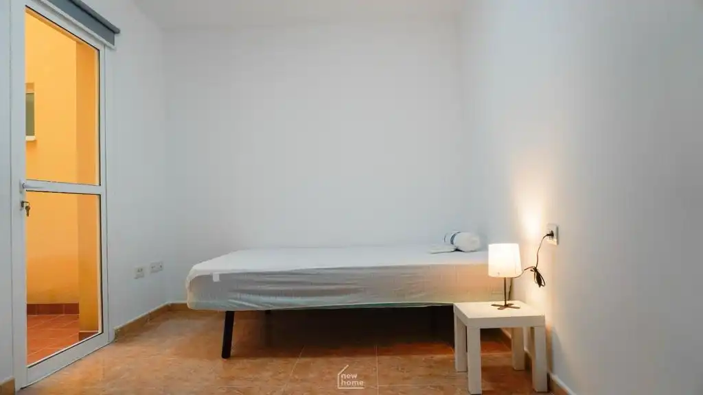 Habitación de Piso para compartir en San Cristóbal de la Laguna con Parquet, Amueblado y Horno