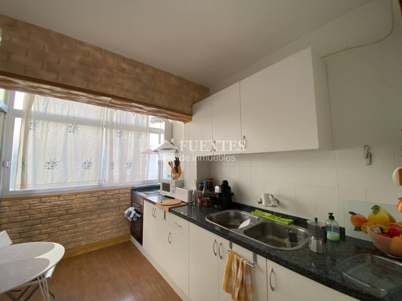 Kitchen of Flat for sale in Alicante / Alacant  with Air Conditioner, Terrace and Furnished