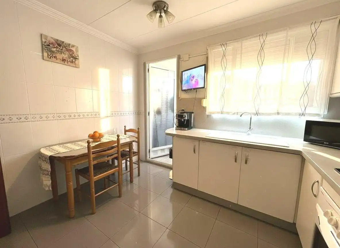 Cocina de Piso en venta en Torrent con Aire acondicionado y Balcón