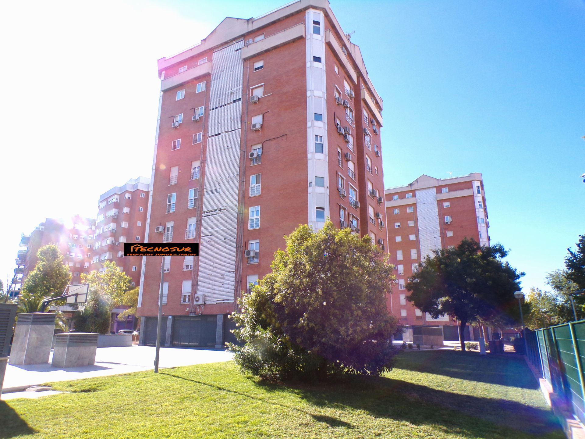Exterior view of Flat for sale in Fuenlabrada  with Air Conditioner, Heating and Storage room