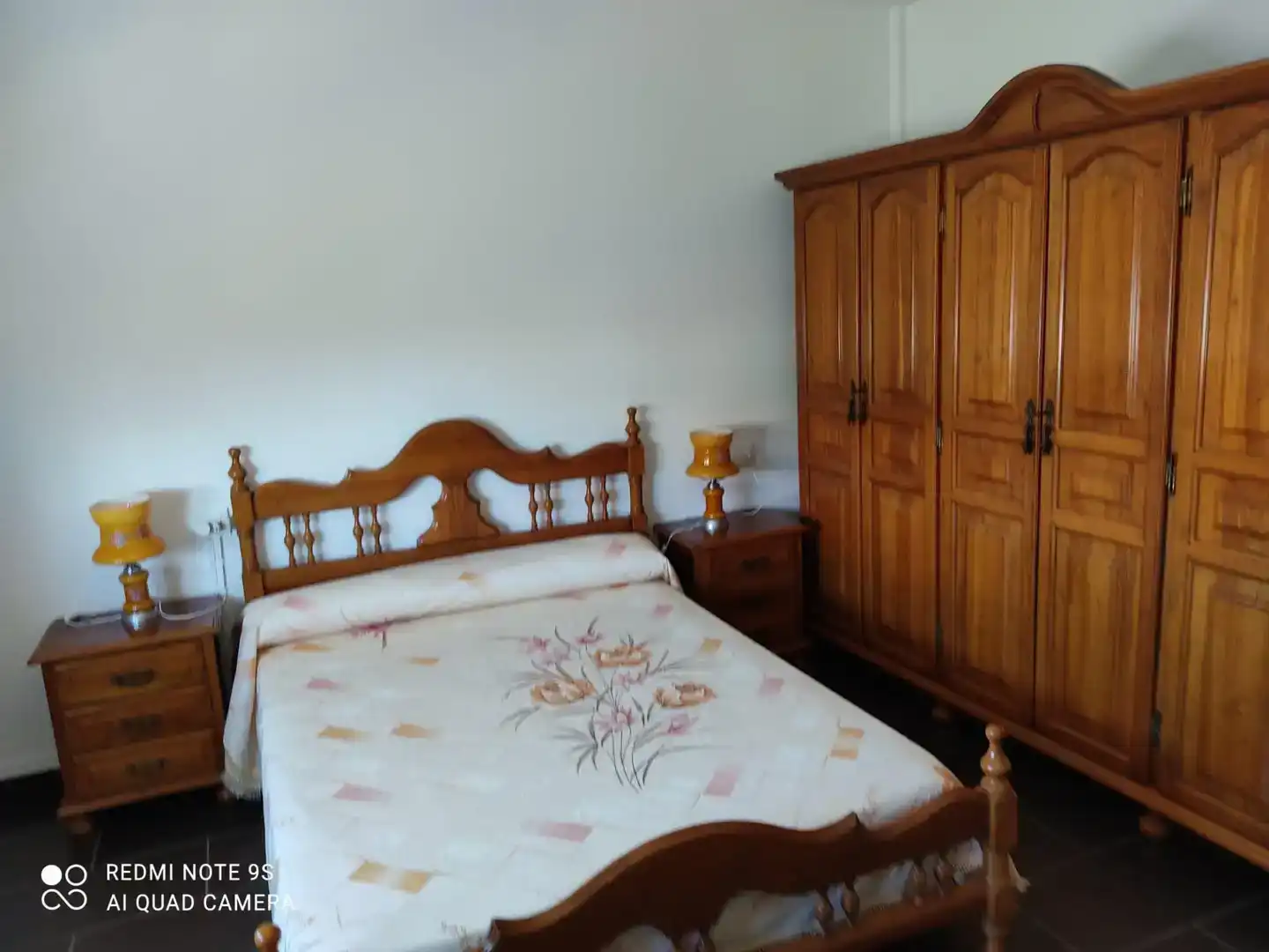 Schlafzimmer von Wohnung zur Miete in Carnota mit Möbliert, Ofen und Waschmaschine