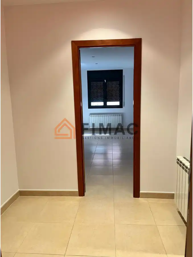 Piso en venta en Sant Hipòlit de Voltregà con Calefacción