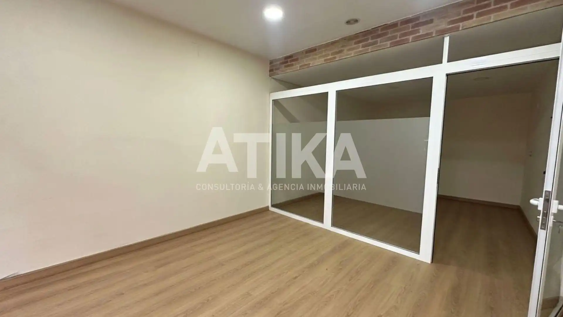 Office for rent in Ontinyent  with Air Conditioner and Heating