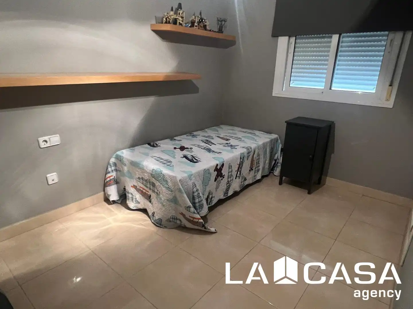 Habitación de Casa adosada de alquiler en Dos Hermanas con Terraza