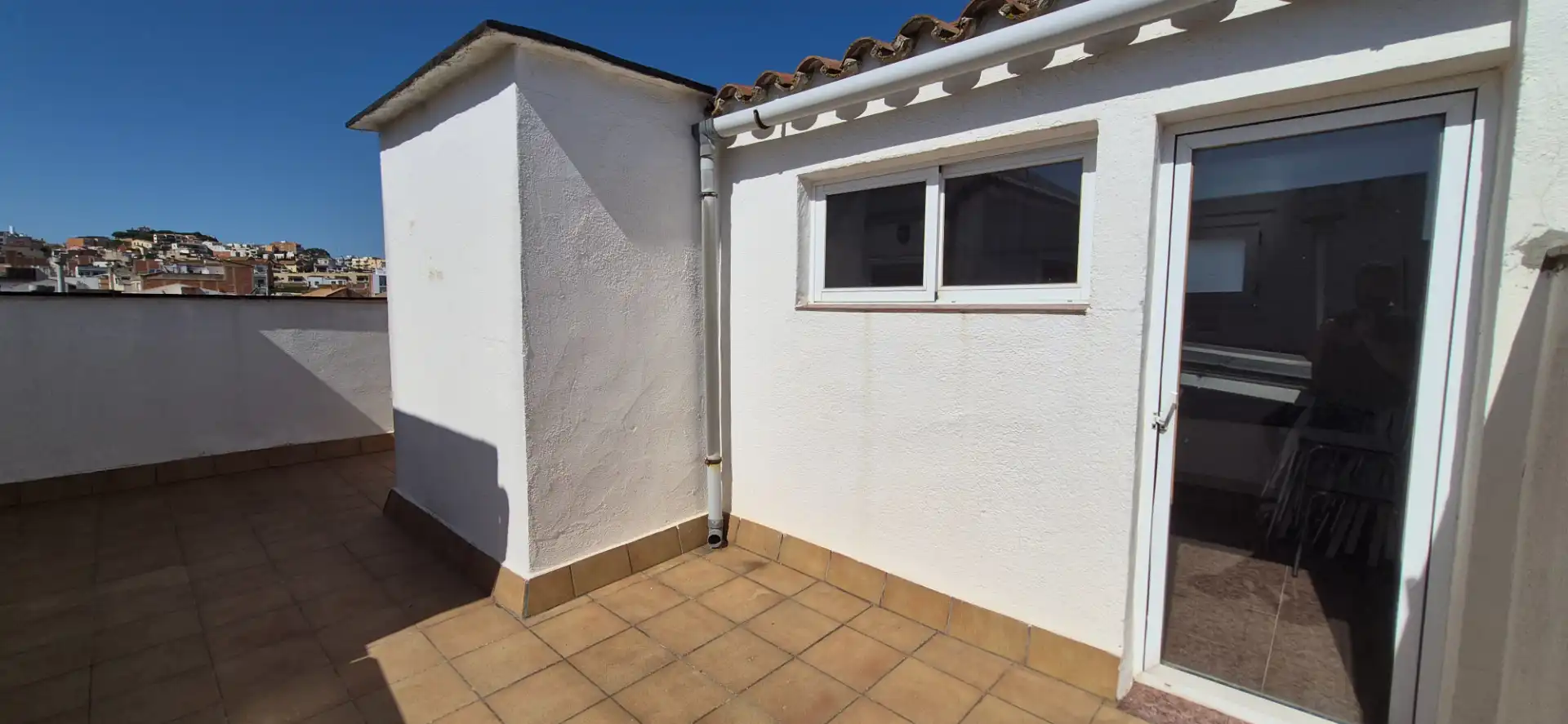 Vista exterior de Dúplex en venda en Sant Feliu de Guíxols amb Aire condicionat i Terrassa