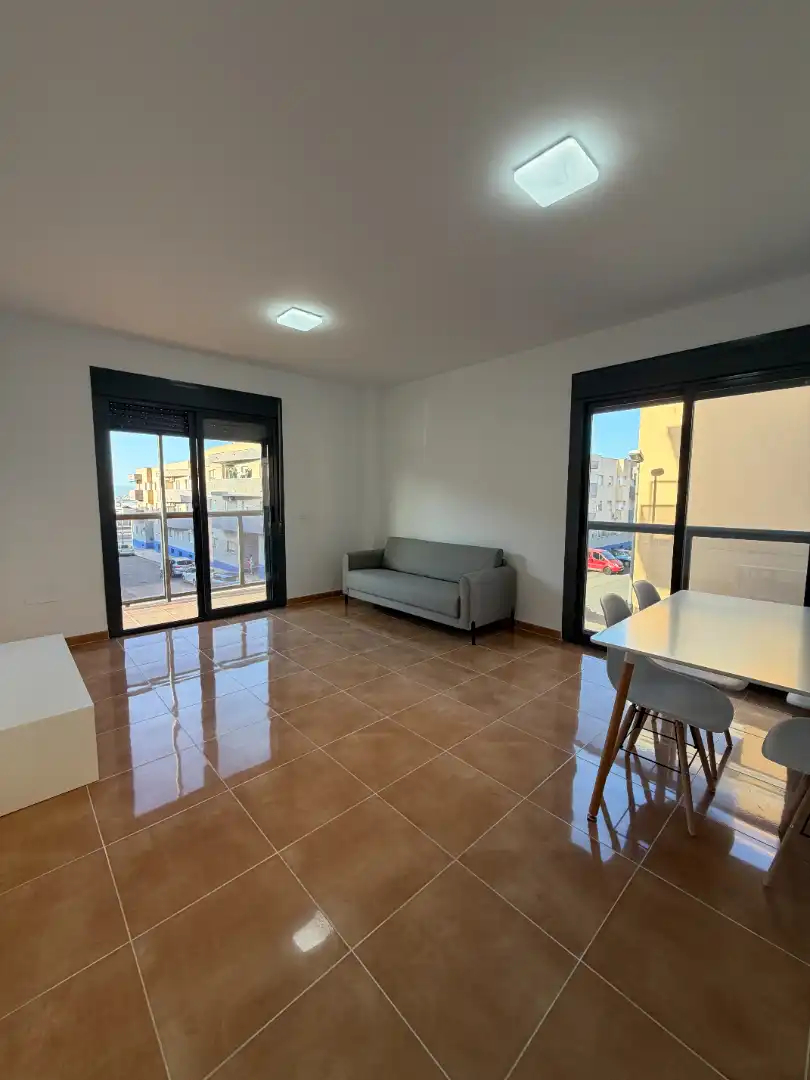 Wohnzimmer von Wohnung zur Miete in Vícar mit Möbliert, Balkon und Gemeinschaftspool