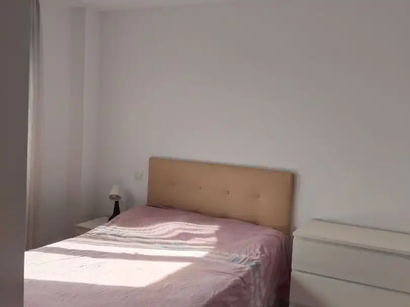 Bedroom of Flat for rent in Santander  with Heating, Furnished and Oven