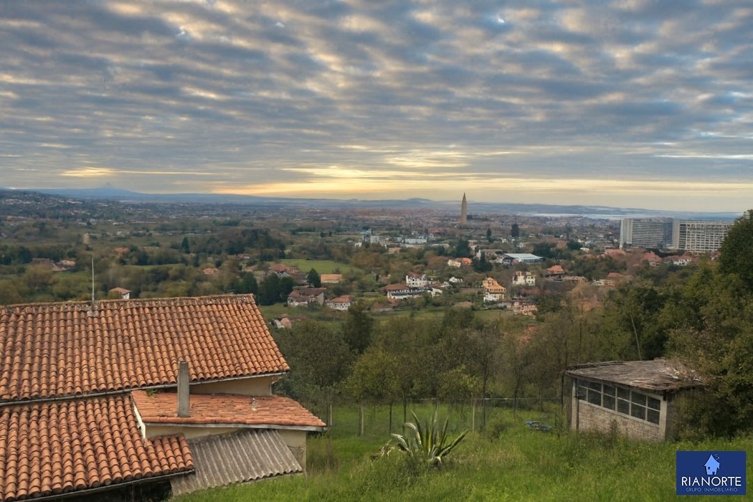 Exterior view of House or chalet for sale in Gijón   with Heating, Storage room and Furnished