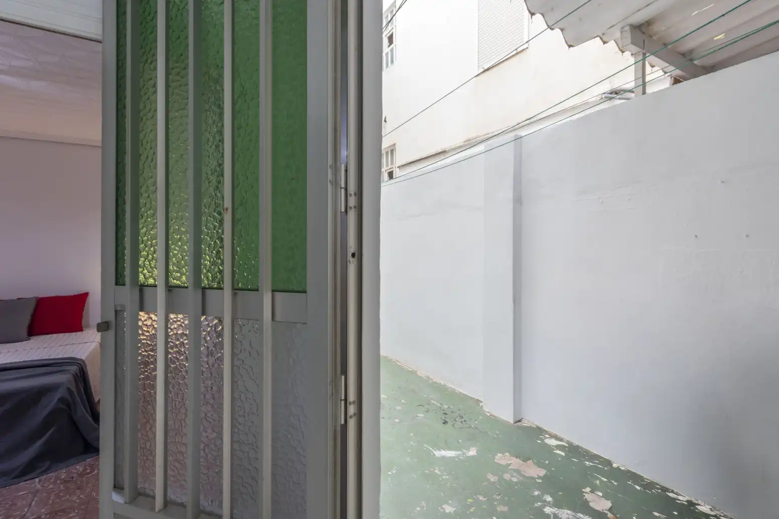 Vista exterior de Piso en venta en Foios con Balcón