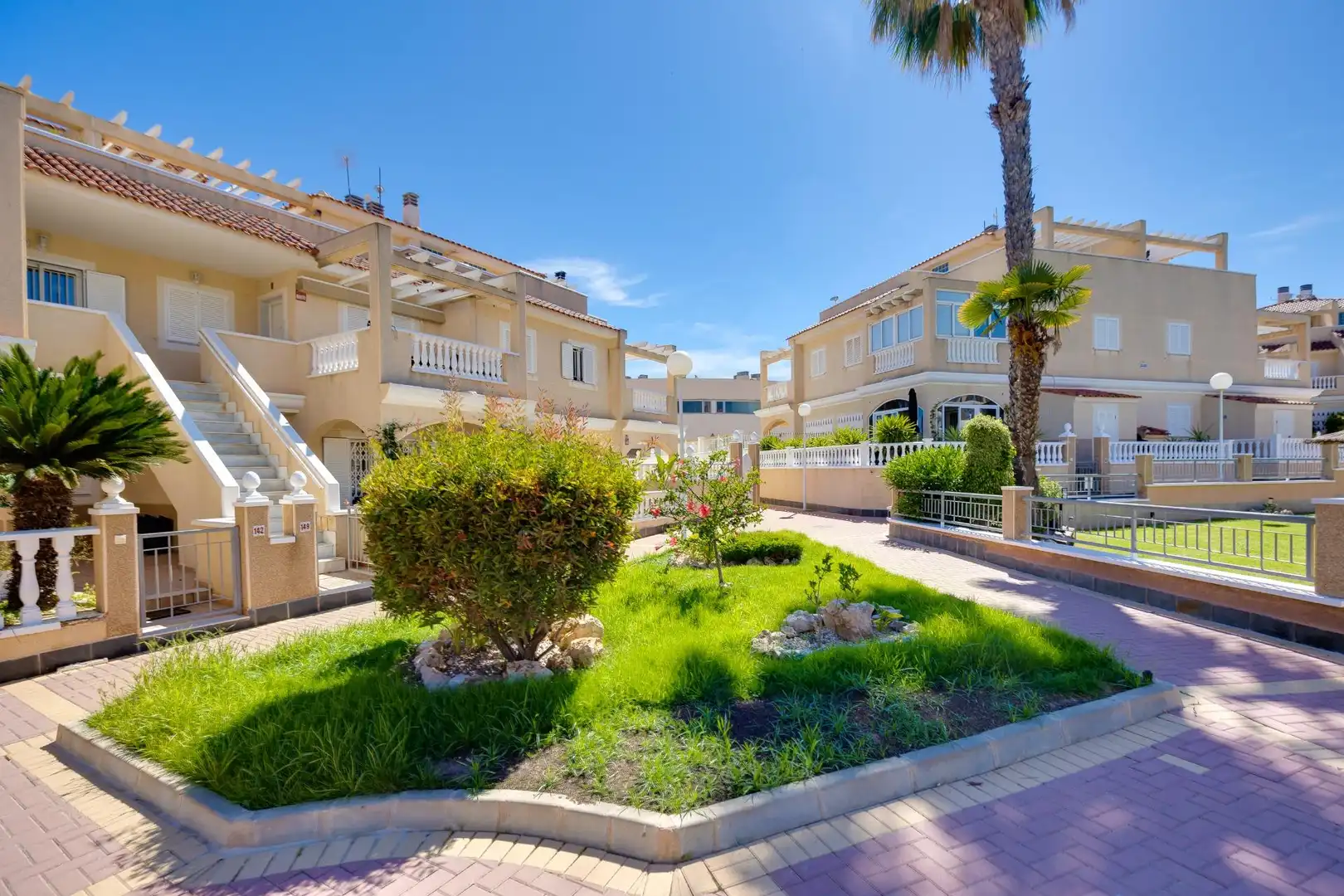 Casa a schiera con terrazza in vendita a Calle Abeto, imagen 45