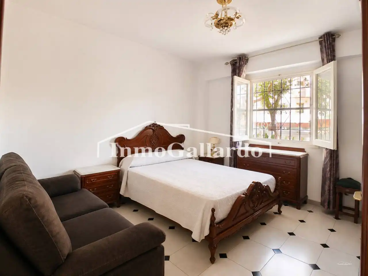 Bedroom of Flat for sale in Málaga  with Terrace and Storage room