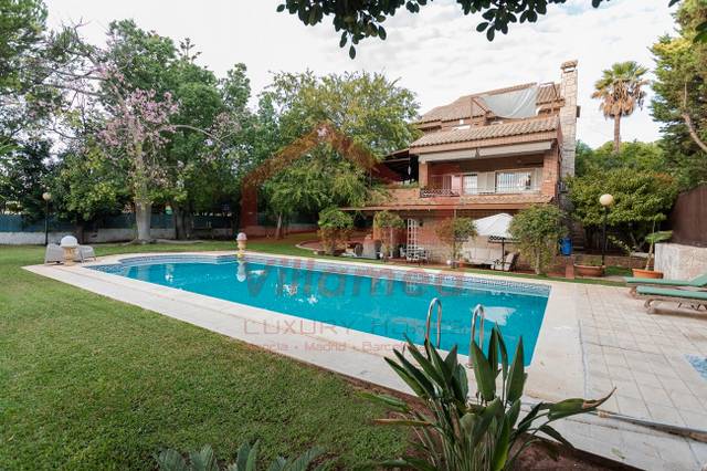 Casa-chalet en Alquiler en Carrer Paiporta, 4 en Montepilar