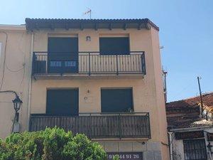 Exterior view of Duplex for sale in Miraflores de la Sierra  with Balcony