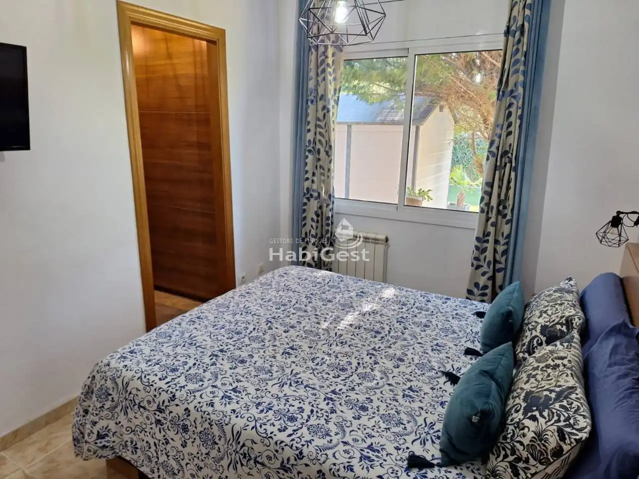 Dormitori de Casa o xalet en venda en Vilobí d'Onyar amb Aire condicionat, Calefacció i Jardí privat