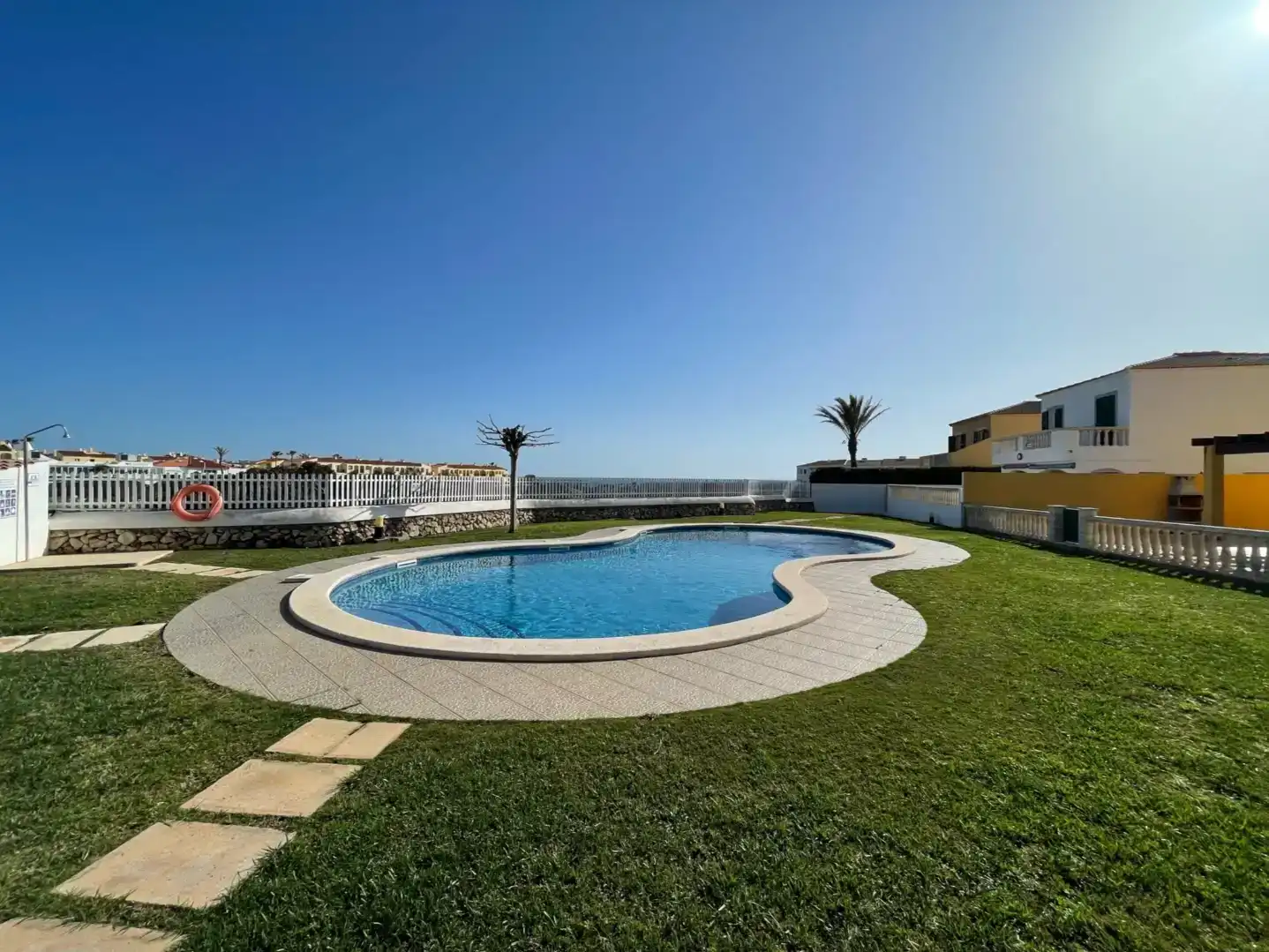 Schwimmbecken von Haus oder Chalet zur Miete in Ciutadella de Menorca mit Klimaanlage, Privatgarten und Abstellraum