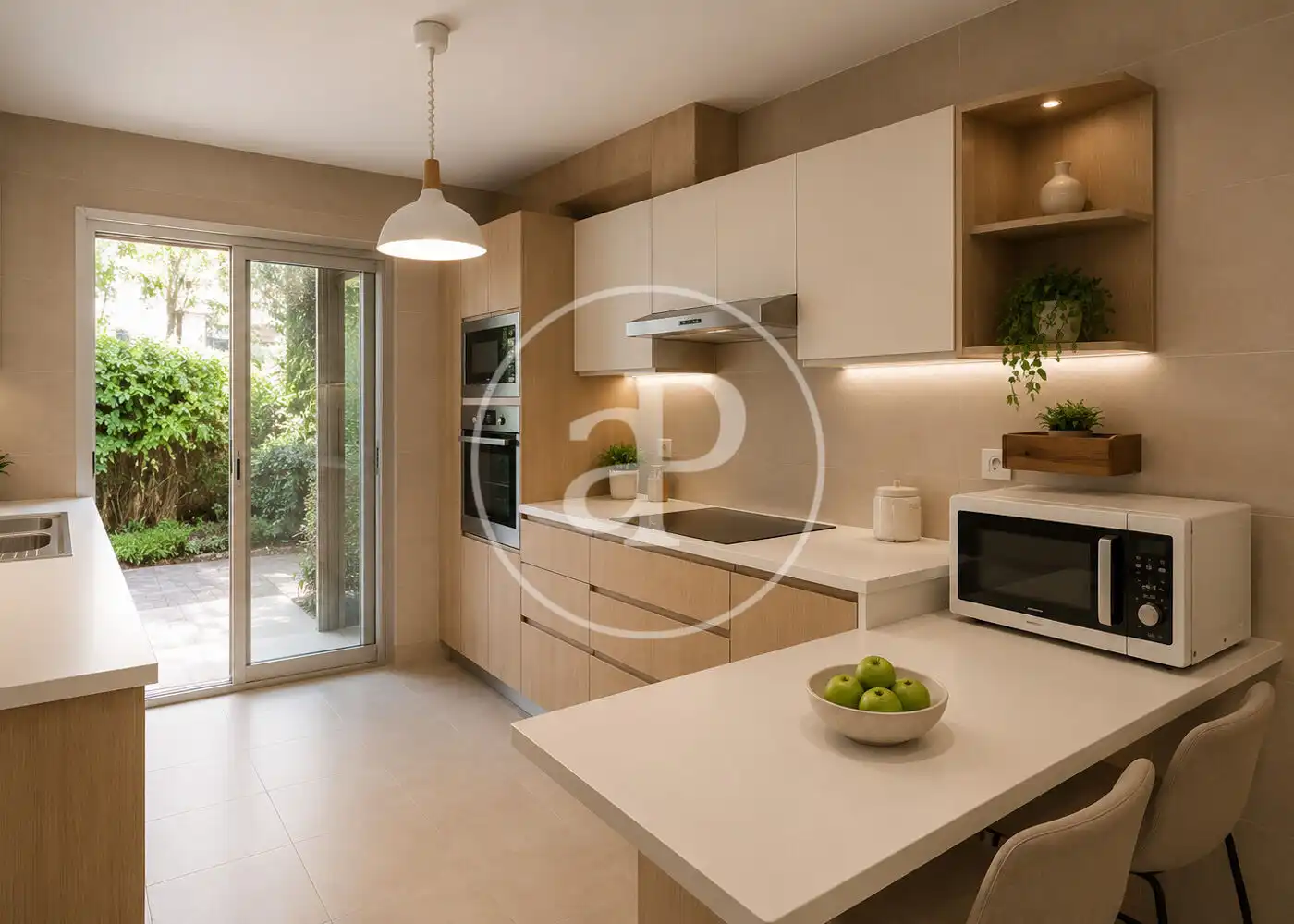 Cocina de Casa adosada en venta en Madrid con Calefacción, Jardín privado y Piscina