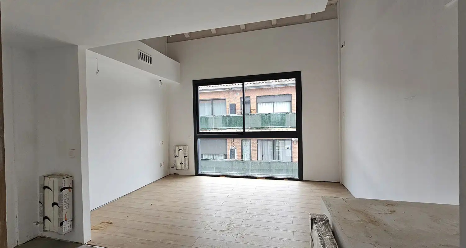 Sala d'estar de Casa adosada en venda en Hostalric amb Aire condicionat, Calefacció i Jardí privat