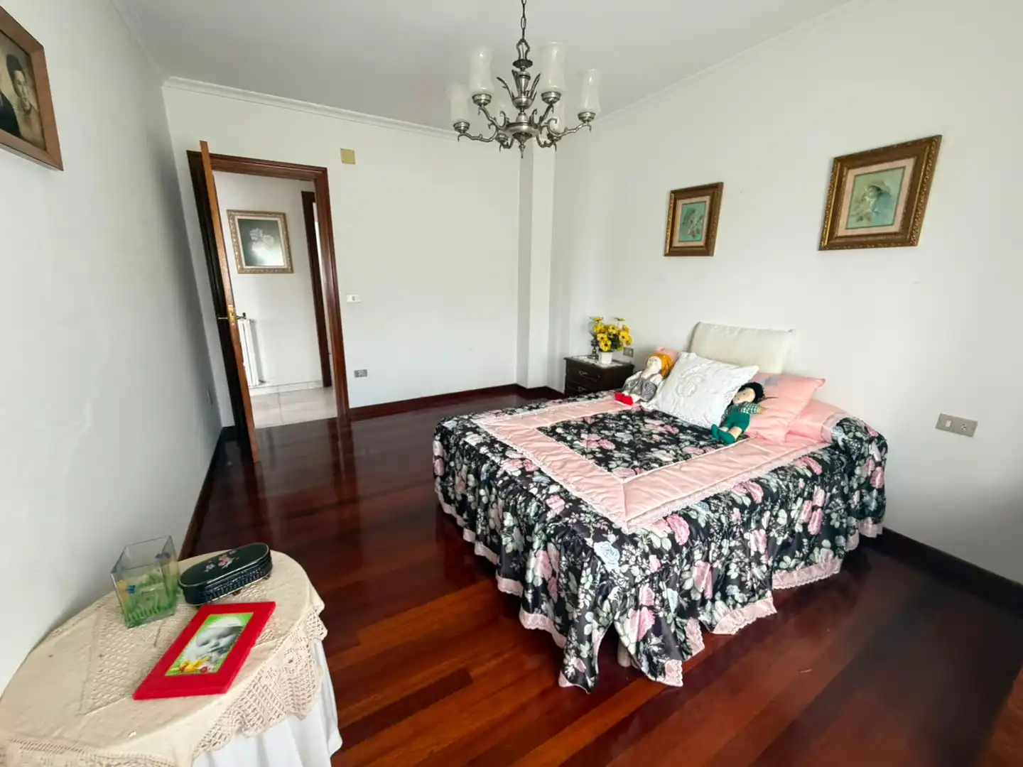 Habitación de Casa adosada en venta en Neda con Terraza y Amueblado